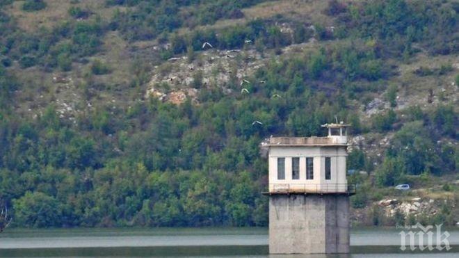 12 бракониерски мрежи иззеха от яз. „Тича”