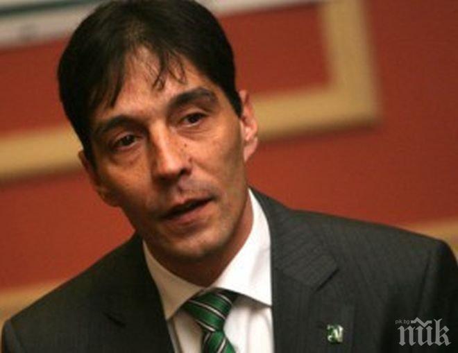 Петричев захапа Левски : Г-н Батков грешите, централата на УЕФА е в Разград