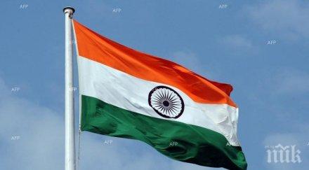 индия цензурира нюанса сиво