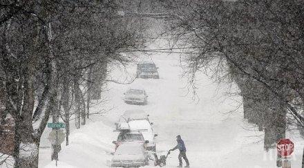 автомобили закъсаха кърджалийско заради интензивния снеговалеж