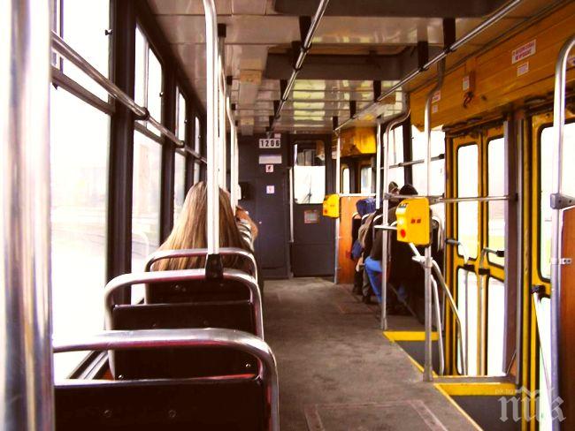 Отново дамите във Велико Търново ще се возят безплатно в градския транспорт утре