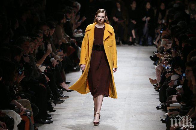 Балмейн ни върна в 70-те на модния подиум в Париж
