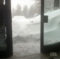 3 метра сняг в Белмекен