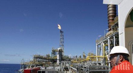 цената петрола пада