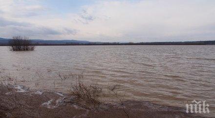 повишават речните нива страната