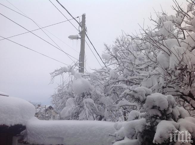 Обстановката в Родопите остава критична