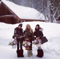 Първо в ПИК! Преслава и Светлана Василева в зимен ад - снегът ги затрупа на Боровец (снимка)