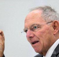 Германия: Тройката да проверява гръцкия бюджет