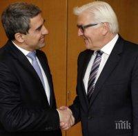 ПЪРВО в ПИК! Гърми жесток скандал! Германски министър сбърка Плевнелиев с президента на Румъния! Дали Плевнелиев не трябва постоянно да е с табелка? (обновена)