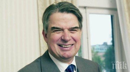 бан награждава зам председателя шведската търговска камара