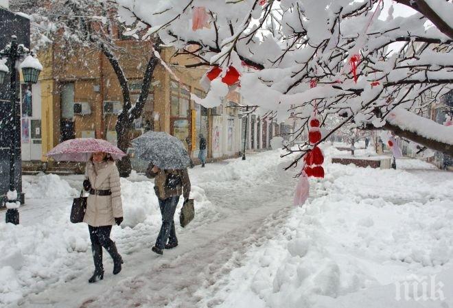 Обстановката в страната се нормализира
