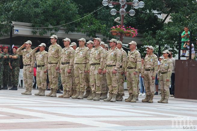 Изпращат 21 наши военнослужещи в Афганистан