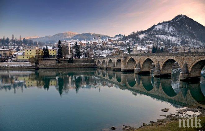 Инцко: Крайно време е да се създаде правителство в Босна 