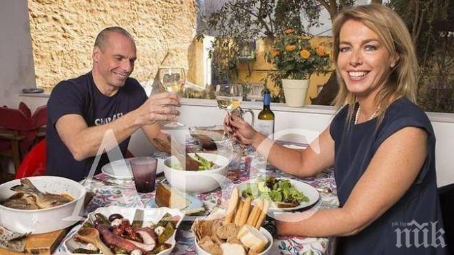 В Гърция бесни на финансовия министър - демонстрирал охолен живот