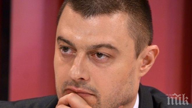 Бареков: ГЕРБ и ДПС управляват парламентарната група на БДЦ