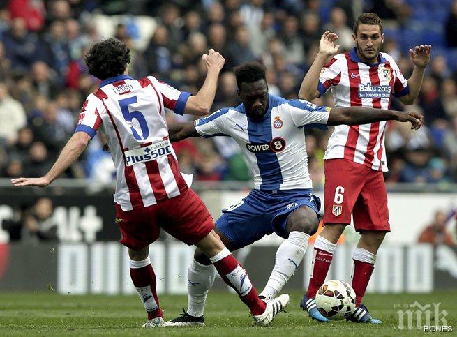 Атлетико (Мадрид) взе точка в Барселона с човек по-малко