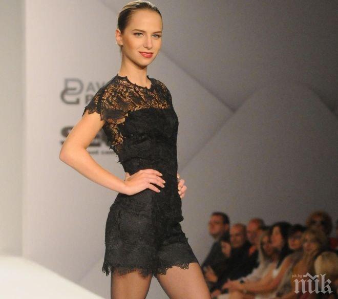 Ревю с лозунг Ние още сме живи в Багдад