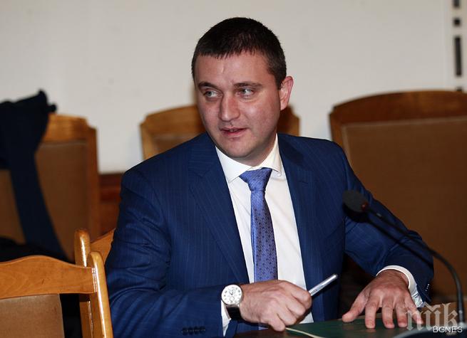 Горанов: Подготвихме закон за КТБ, подписан от всички партии