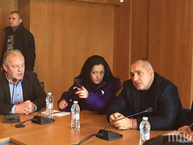 Борисов чака кметове с доклади за бедствията