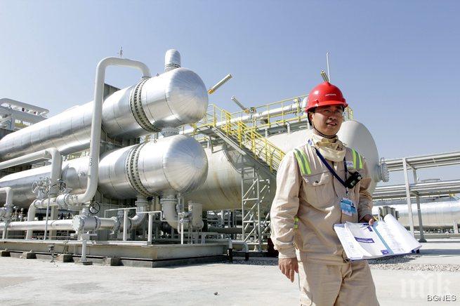 ОПЕК запази прогнозата си за световното търсене на петрол през 2015 г. 