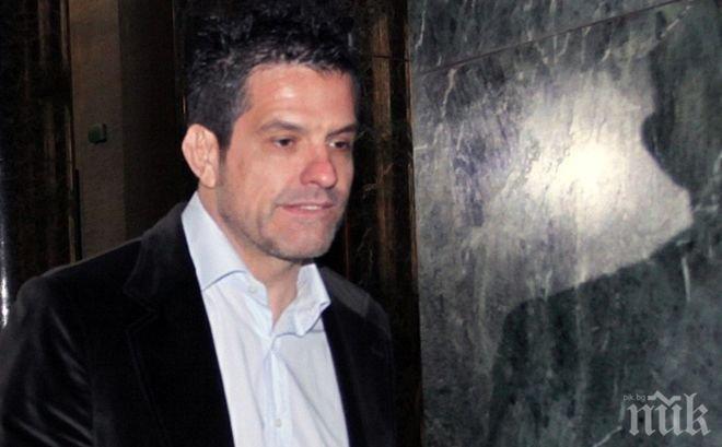 Щерката на Брендо отпразнува рожден ден, стана на 21