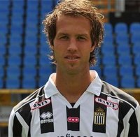 Левски се отказа от френски анонимник