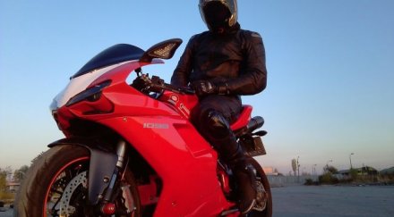 владо карамазов охлузи колене гърция