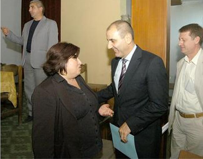 Цветанов отряза главата на Калинка