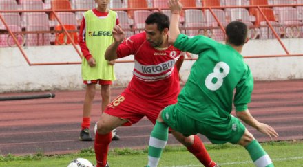 стойчо изхвърли официално четирима цска