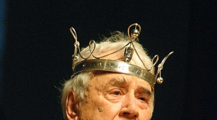 властта скърби калата