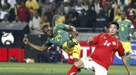 разследват боса футбола юар уговорка българия