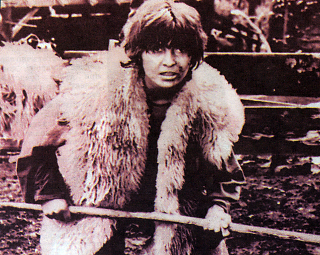 Коя е актрисата на снимката, кадър от филма Козият рог ?