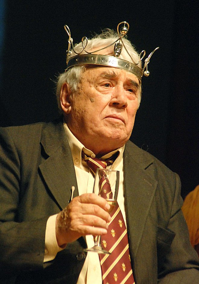 БНТ пуска Езоп в памет на Калоянчев