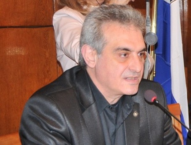 Закопчаха общинар, нарекъл Бойко първоизточник на простотия