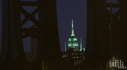 емпайър стейт билдинг светна зелено