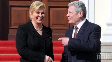 президентите германия хърватия интимна закачка