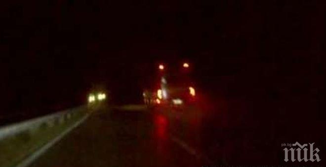 Убиец на пътя! Тарикат лети по магистрала „Хемус“ с 230 км/ч (скандално видео)