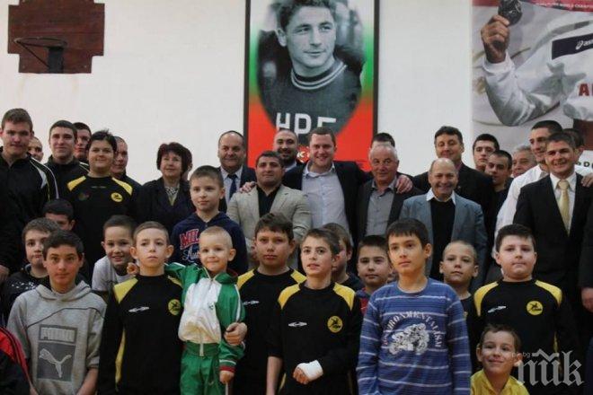 Секретарят на БСП събра 1 млн. лева за спорта в Перник