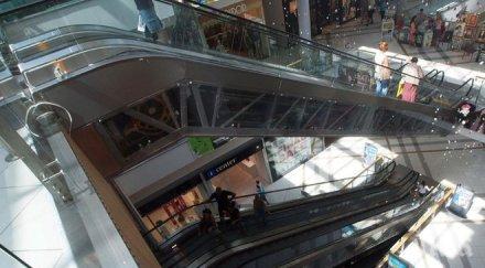 дисциплинарно наказание шефа охраната мола където пребиха мъж смърт