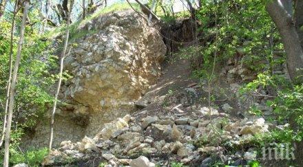 извънредно заседание свика кметът елена заради свлачище района