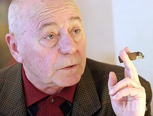 синът тодор колев стана баща момиченце снимка