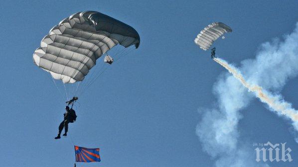 Генерал от НАТО инспектира при строга секретност парашутната ни бригада