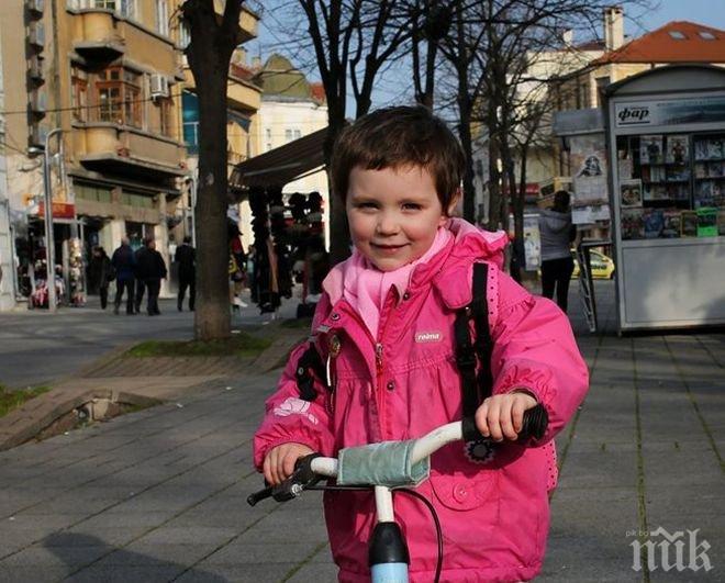 Бащата на Алиса пристигна в бургаската болница, обмислят да я преместят в Москва