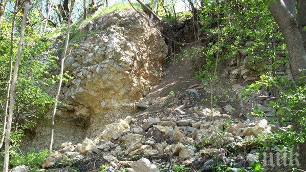 Извънредно заседание свика кметът на Елена, заради свлачище в района
