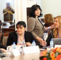 Министър Петкова: България ще работи интензивно за участие в Европейския енергиен съюз