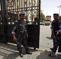 САЩ изтеглят 100 командоси от Йемен след самоубийствените атентати