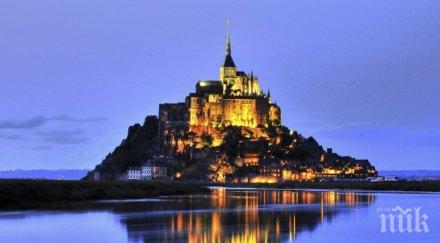 хиляди наблюдаваха прилива века атлантическото крайбрежие франция