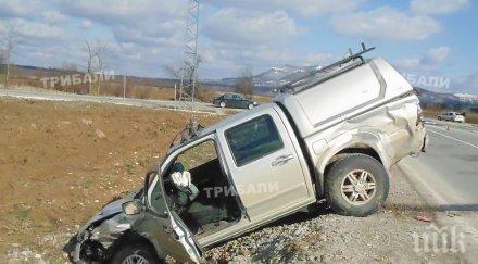 кола чез размаза враца снимки