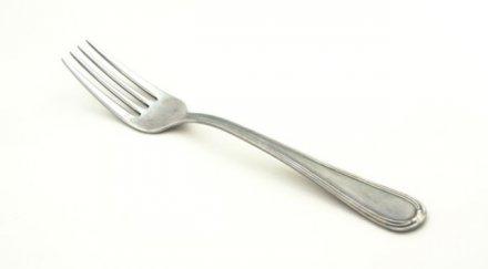 чуден домашен трик накараме приборите заблестят без никакво търкане препарати