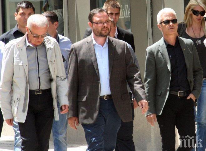 Атака: 250 000 пришълци нахлуват до месеци в България